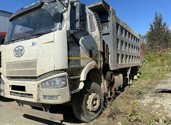 Выезд автомастера недорого